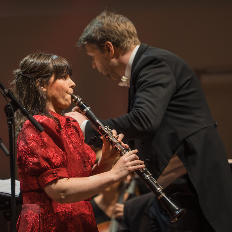 Ar krāšņu koncertu Liepājas koncertzālē “Lielais dzintars” atklāj 34. Liepājas Starptautisko zvaigžņu festivālu. FOTO