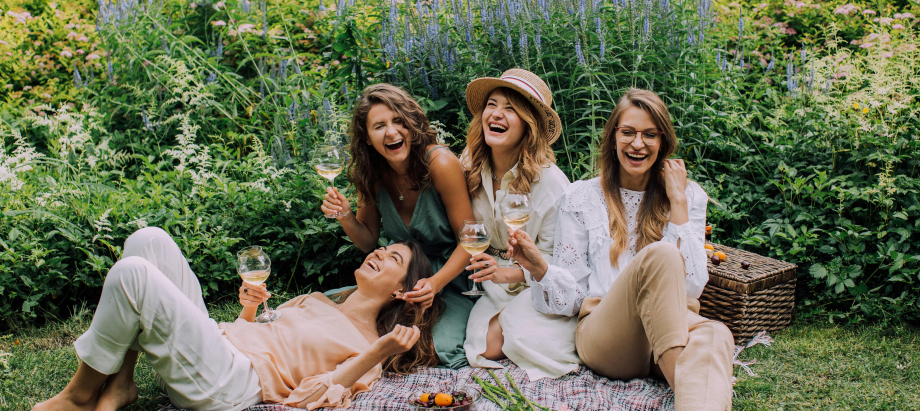 Kā godināt savas dzīves sievietes Starptautiskajā sieviešu dienā