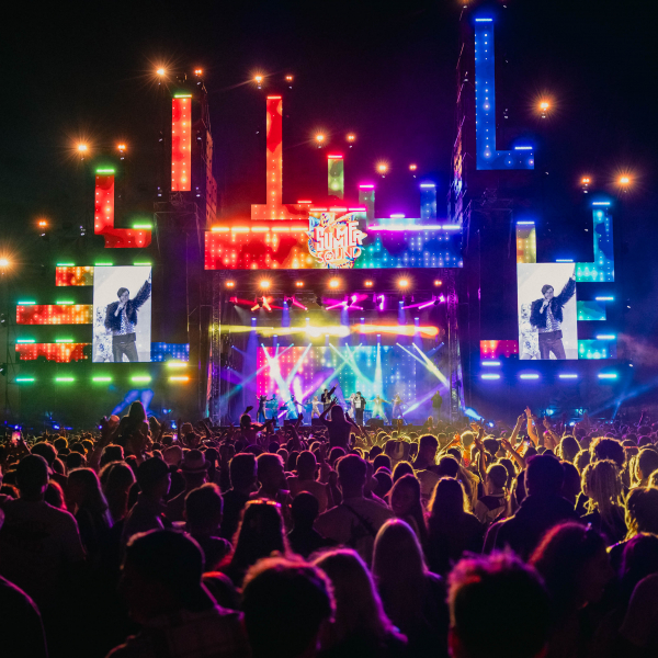 “Summer Sound 2026”: “Pasaulīte” ar “Very Cool People”, Žoržu Siksnu un Ozolu, kā arī “The Big Bad Hit Show” atgriešanās