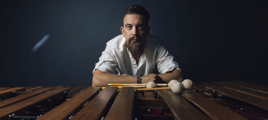 Rihards Zaļupe un Raimonds Petrauskis aicina muzikālā ceļojumā “Apkārt pasaulei”