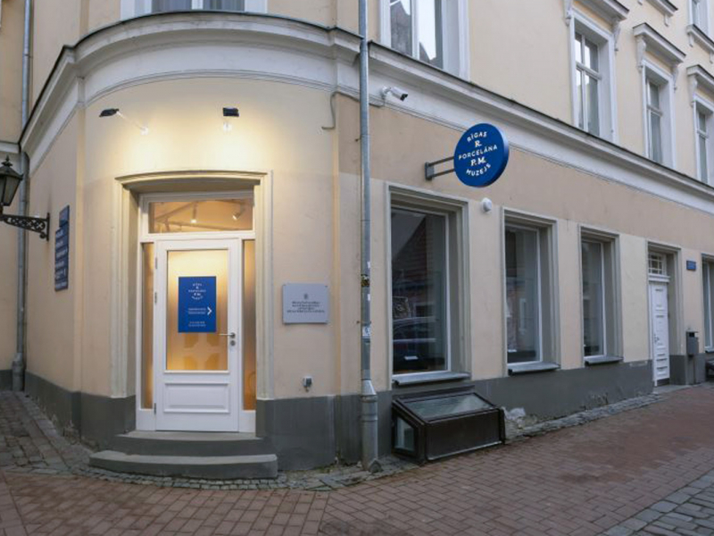 Renovētais Rīgas Porcelāna muzejs ver durvis apmeklētājiem
