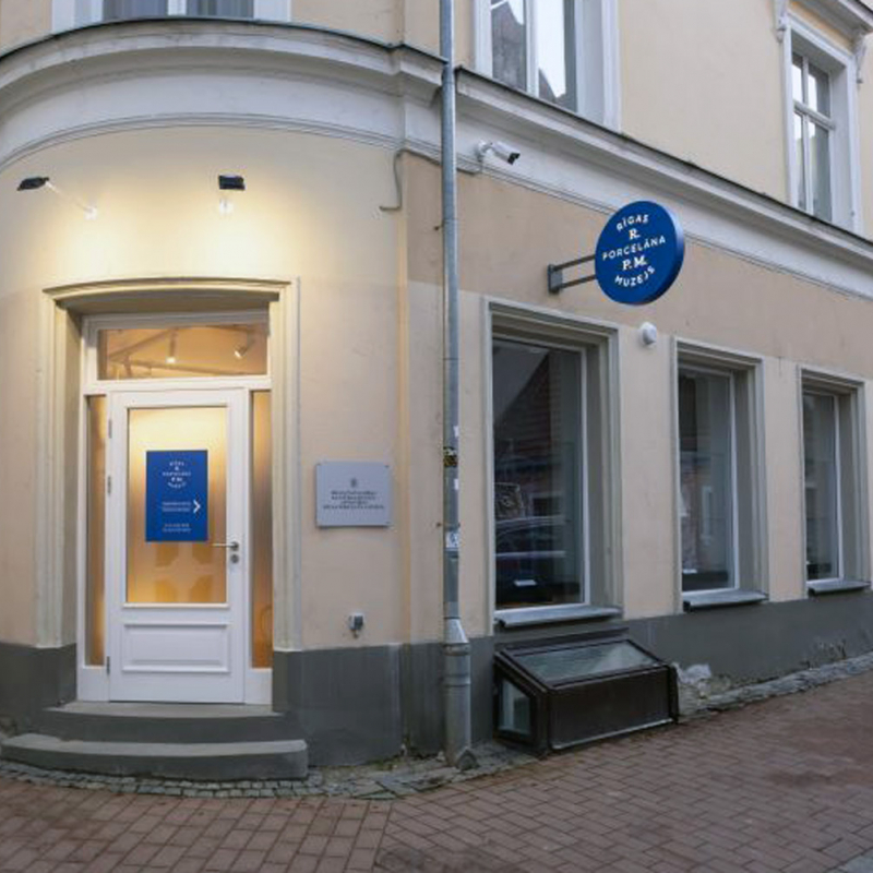 Renovētais Rīgas Porcelāna muzejs ver durvis apmeklētājiem