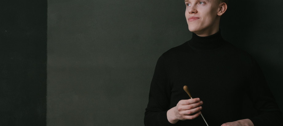 Kristians Sallinens atgriežas pie LNSO pults ar Bēthovena Piektās simfonijas lasījumu