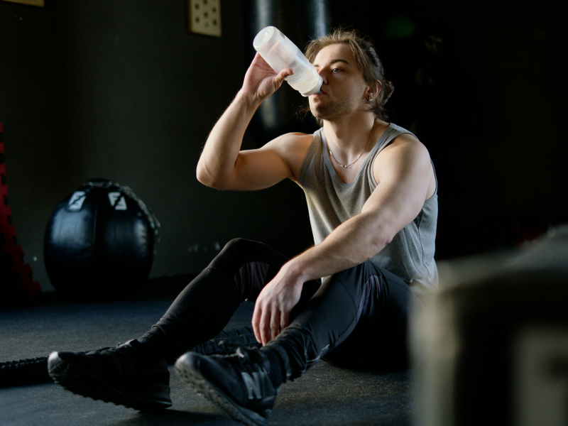 Ūdens pudeles un tendences: kādas ir šī brīža aktualitātes