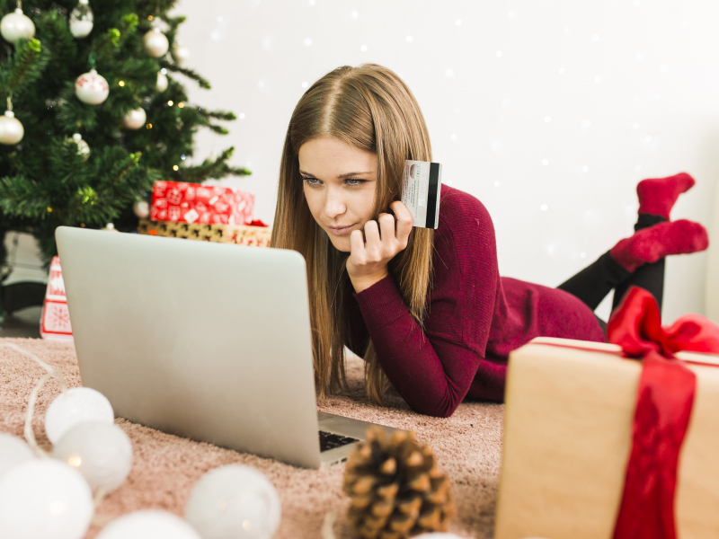 Dāvanas viena klikšķa attālumā - Ziemassvētku dāvanu idejas, ko pasūtīt pāris minūtēs